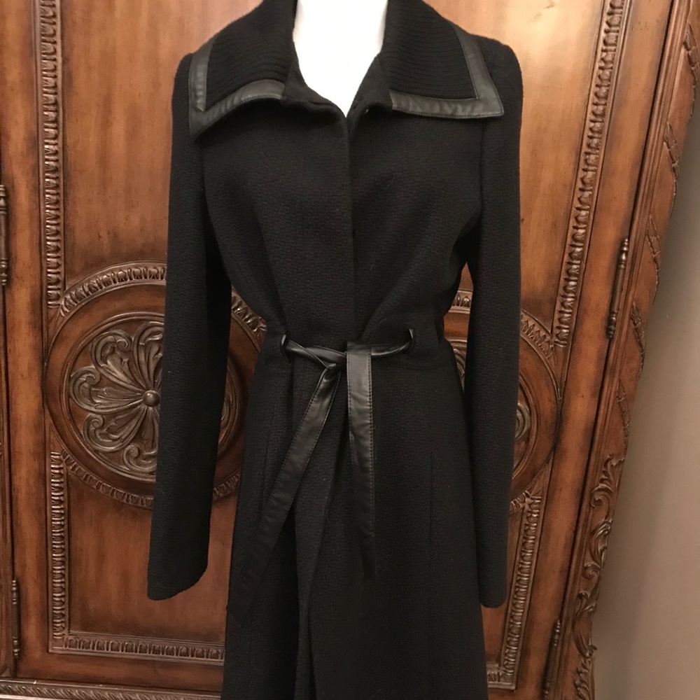 Designer Coats - Picture 2 of 4